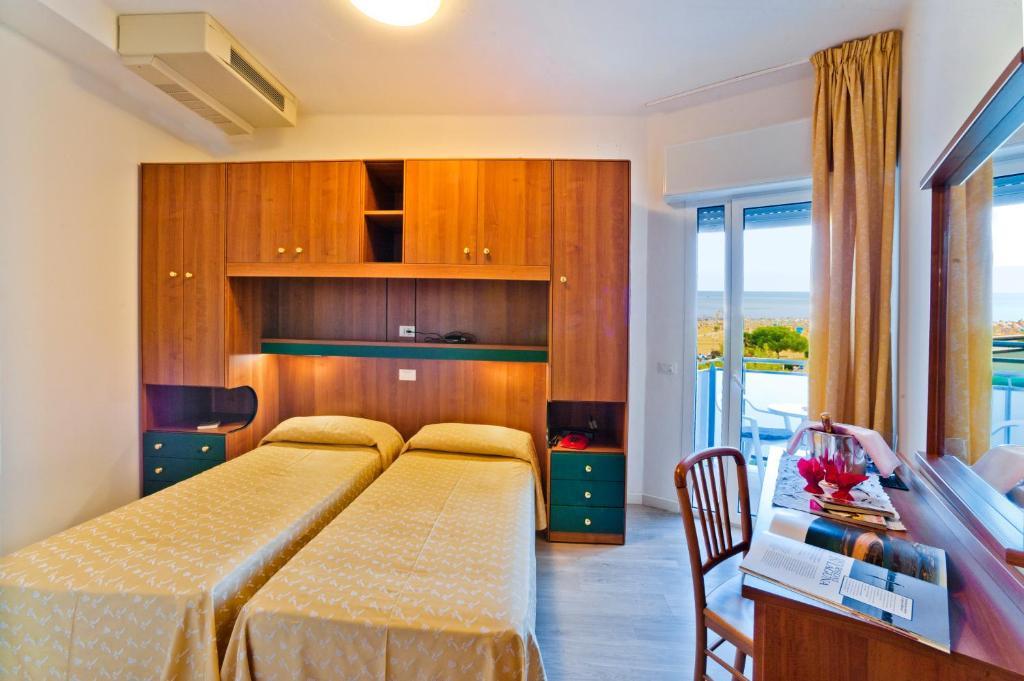 Hotel Gimm Бібіоне Номер фото